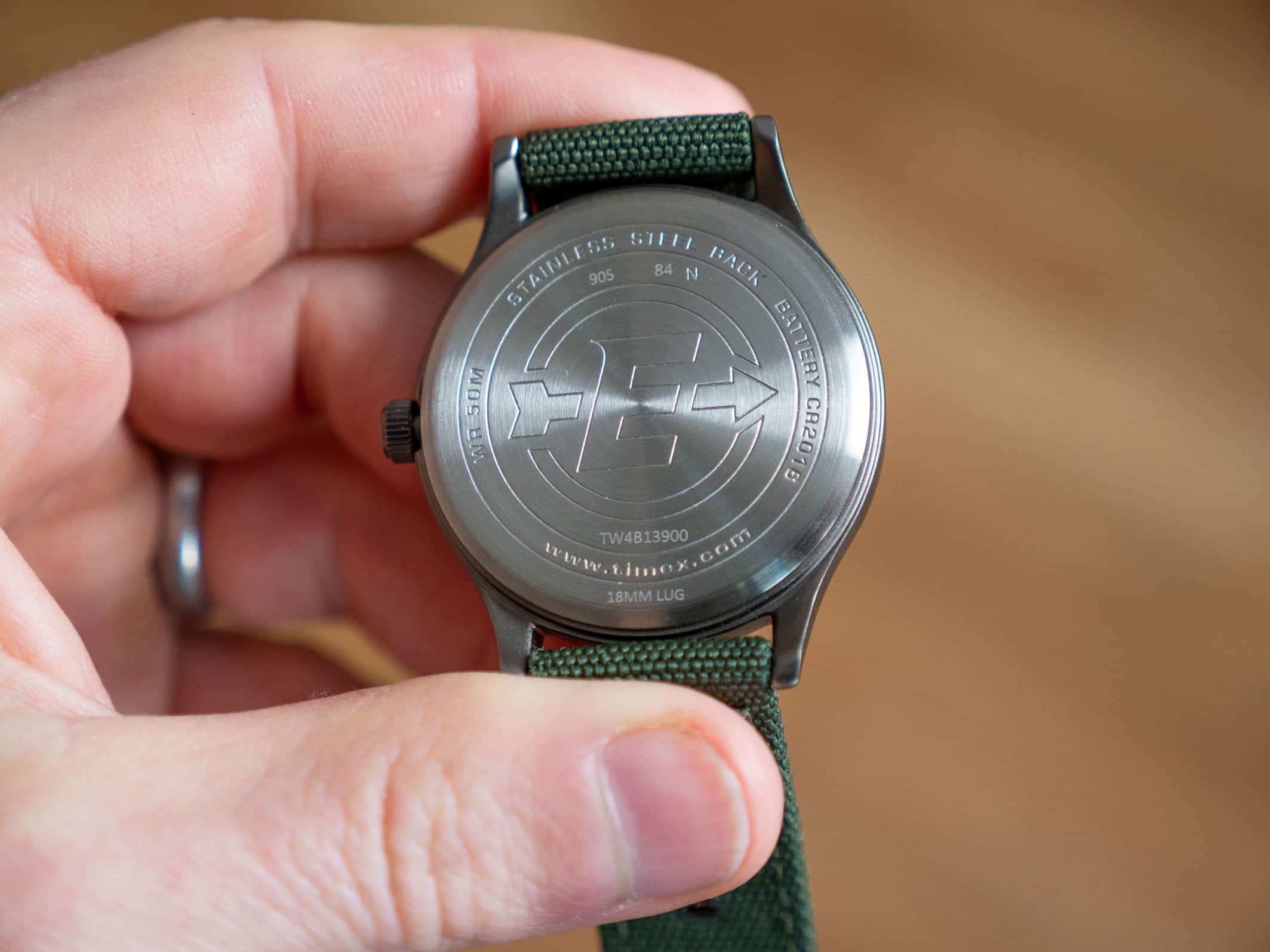 Timex Expedition TW4B13900 case back