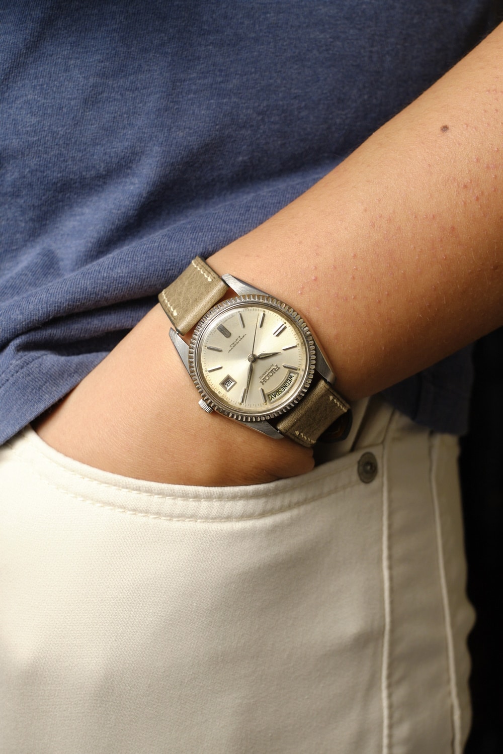 Wearing Delugs Grigio Waxy Slim Strap