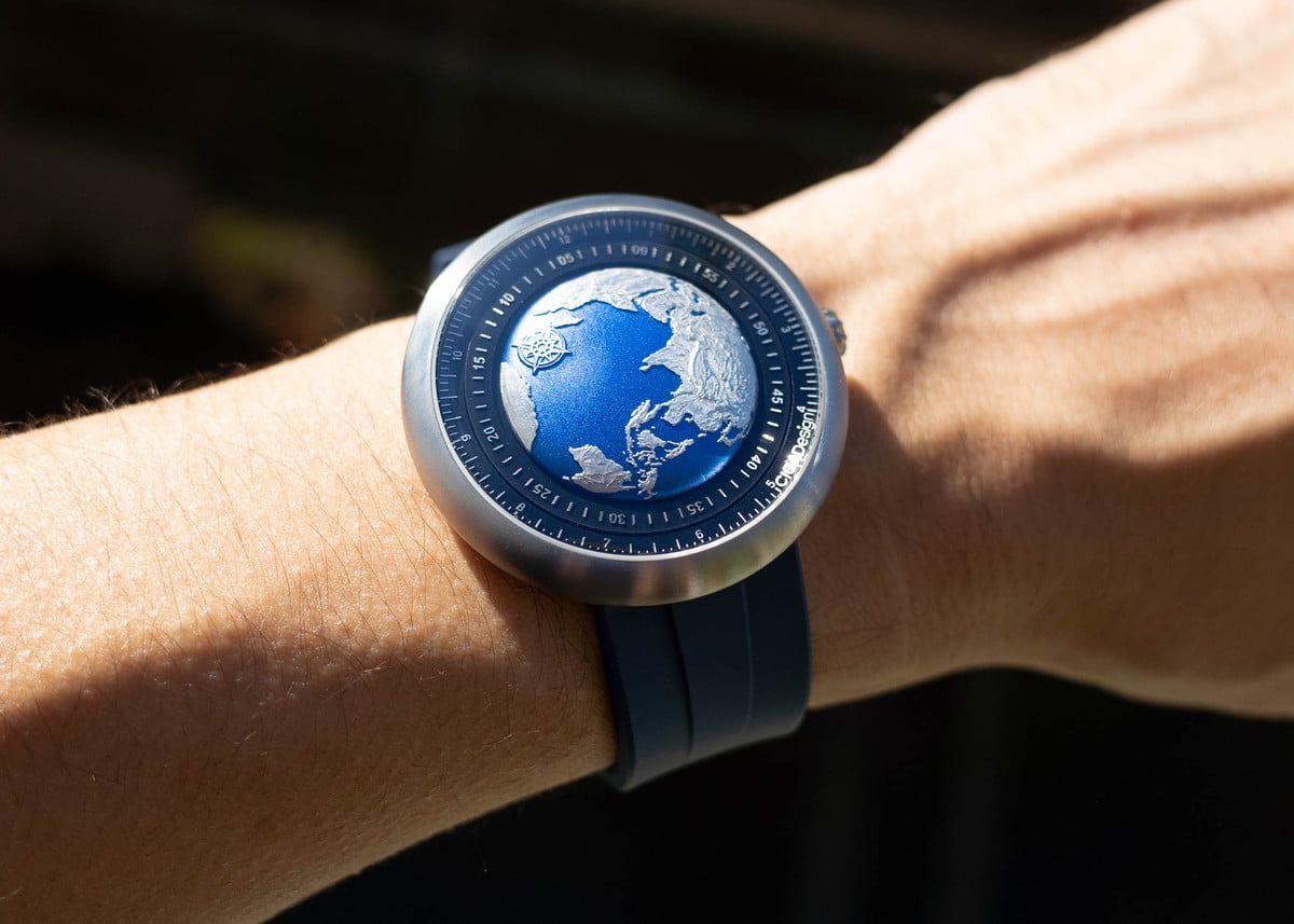 CIGA Design Blue Planet On Wrist