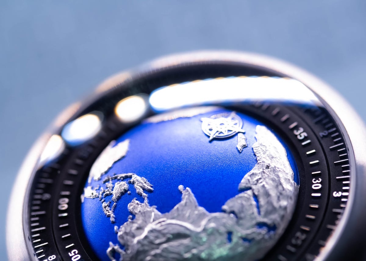 CIGA Design Blue Planet Sapphire Crystal
