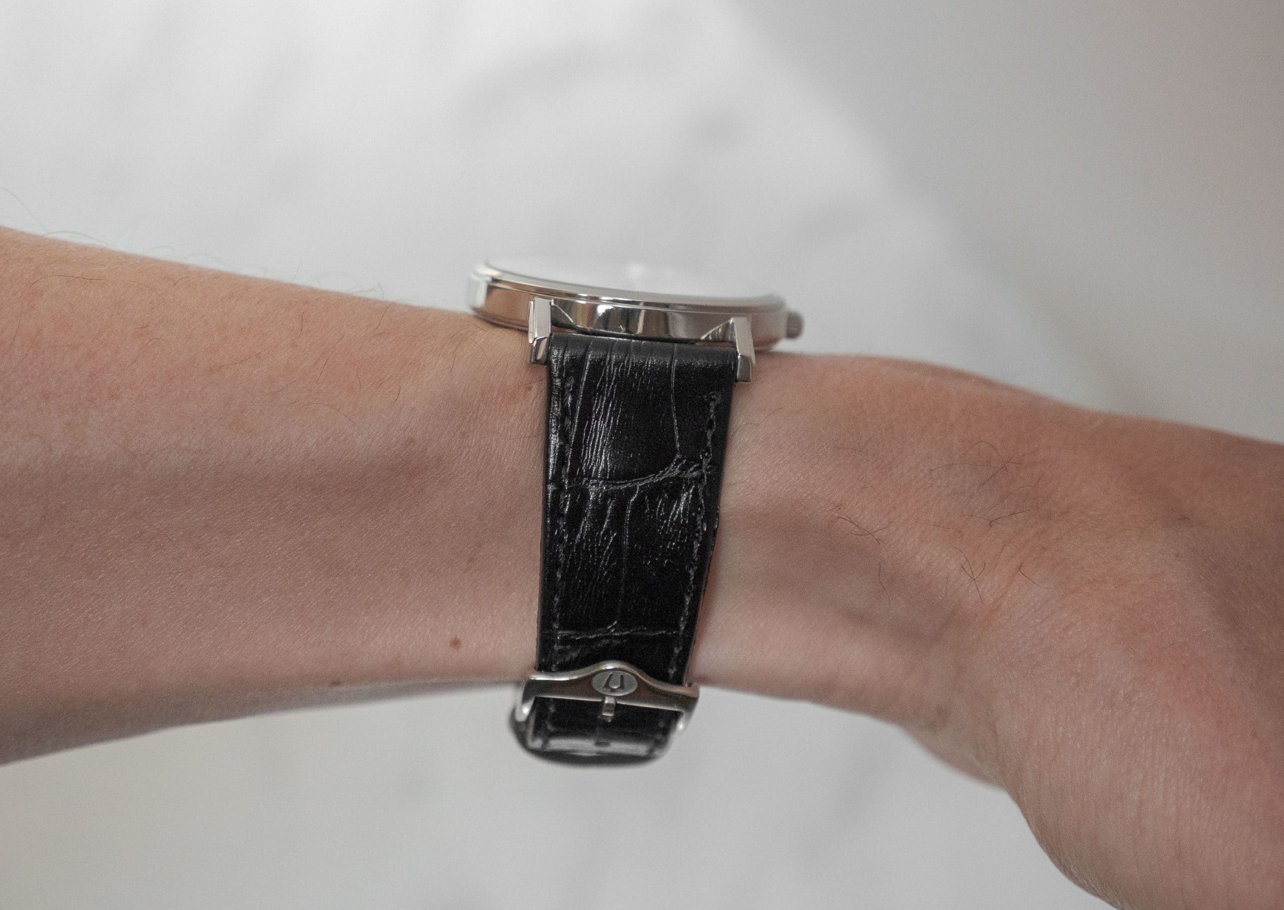 Bulova 96B104 case thickness